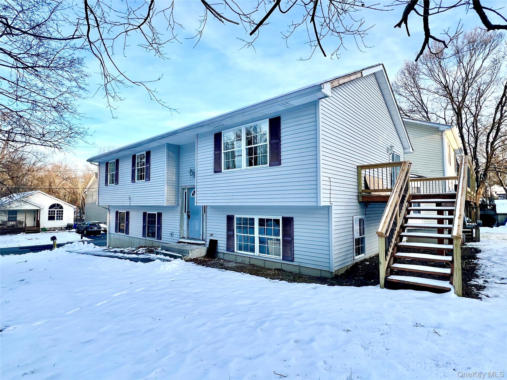 25 Clinton Street, Middletown, NY 10940