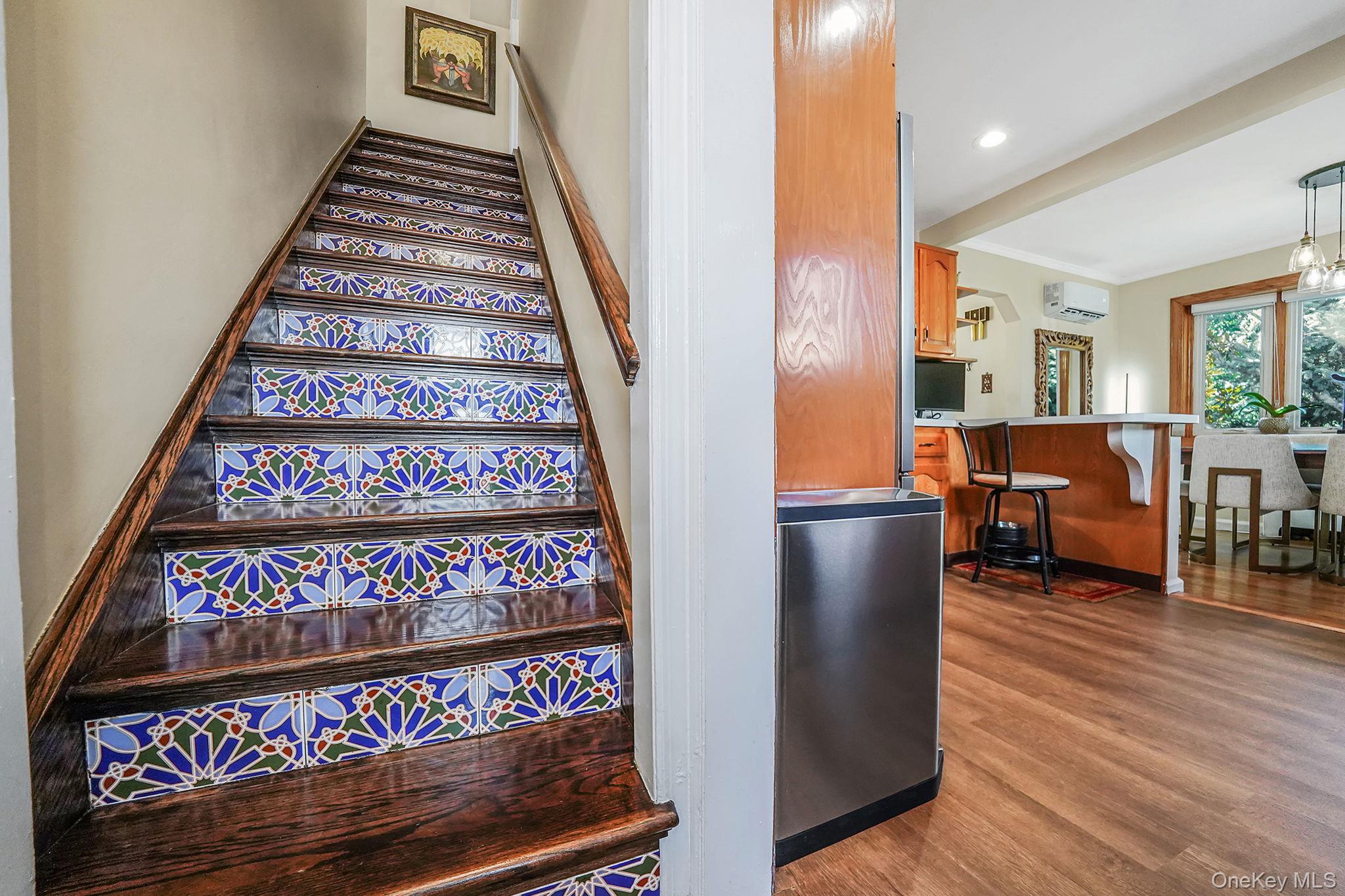 8133 260th Street, Glen Oaks, NY 11004