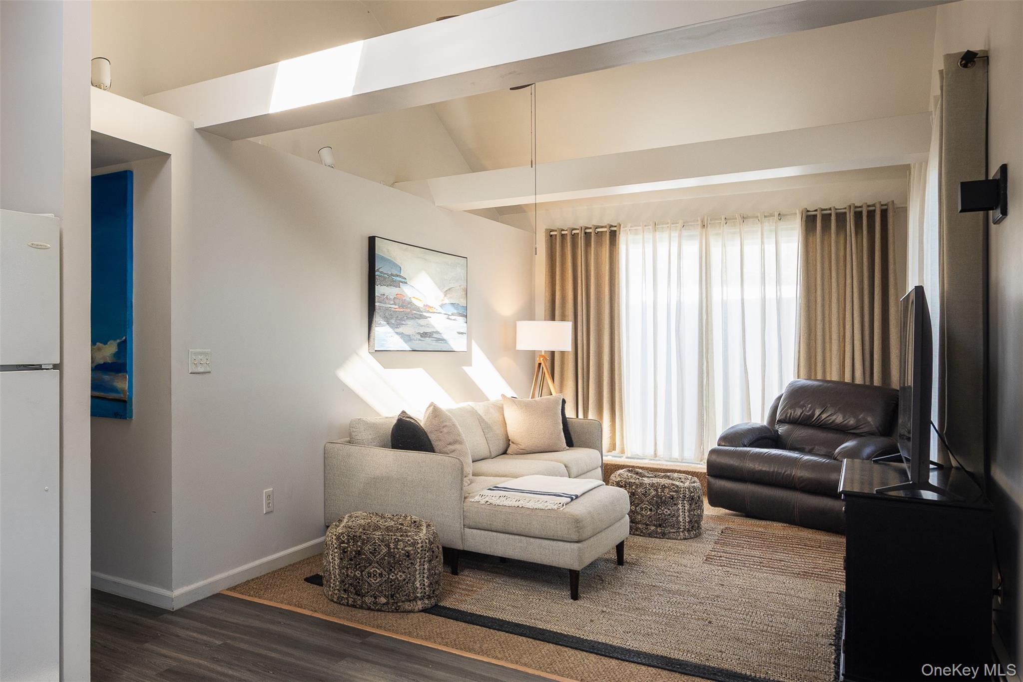 428 Montauk Highway, East Moriches, NY 11940