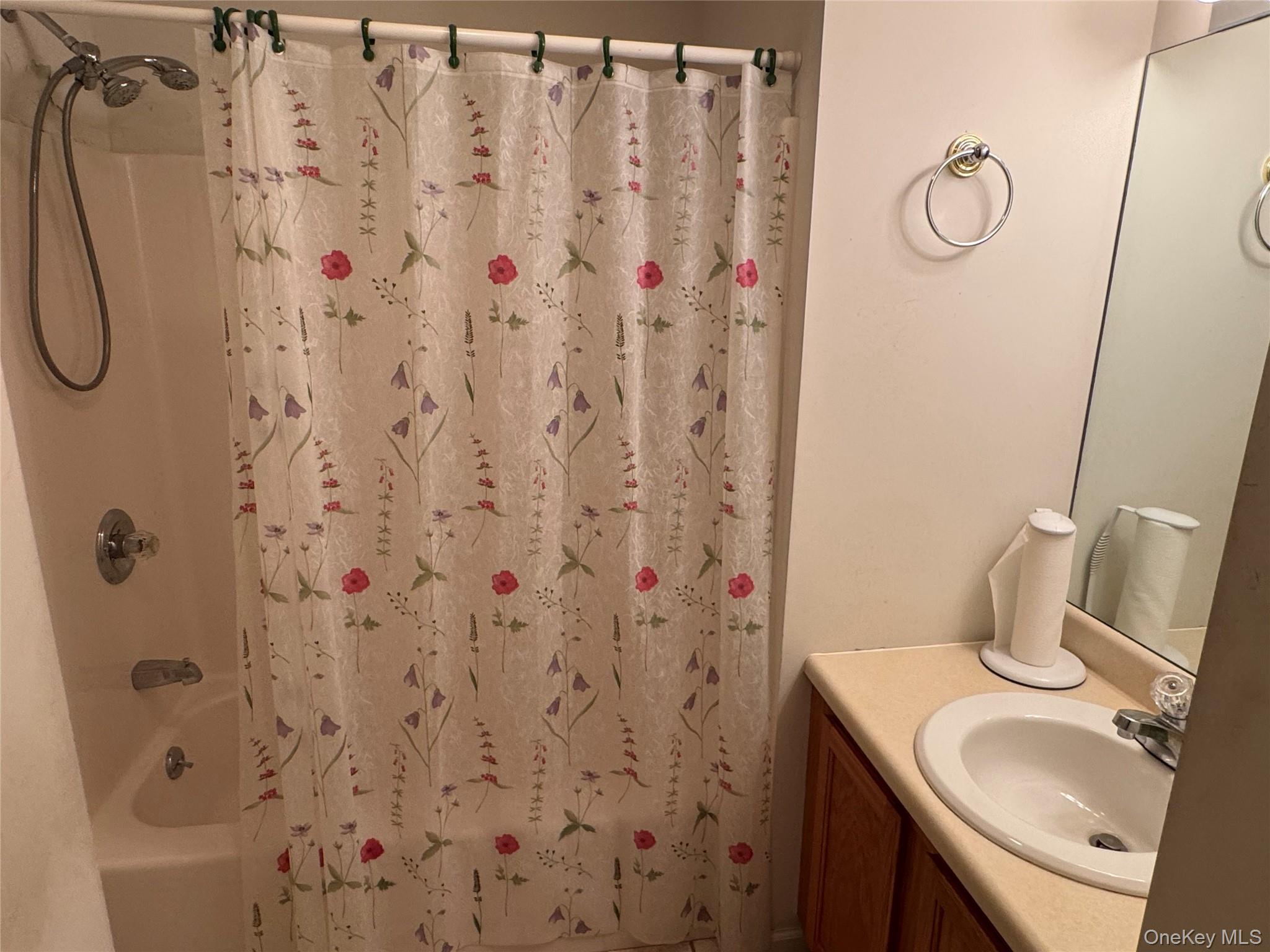 211 Robinson Lane, Wappingers Falls, NY 12590