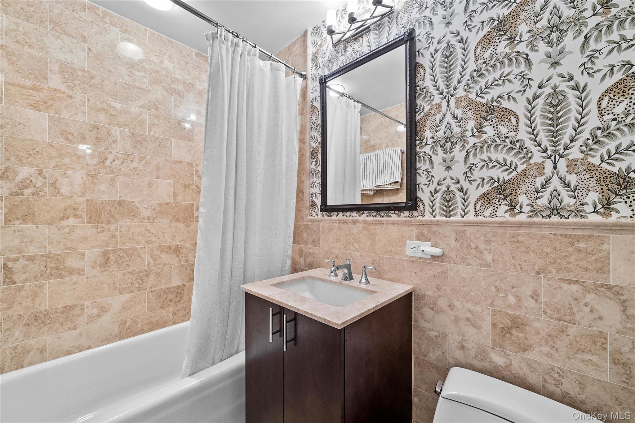 5 Renaissance Square # 19B, White Plains, NY 10601