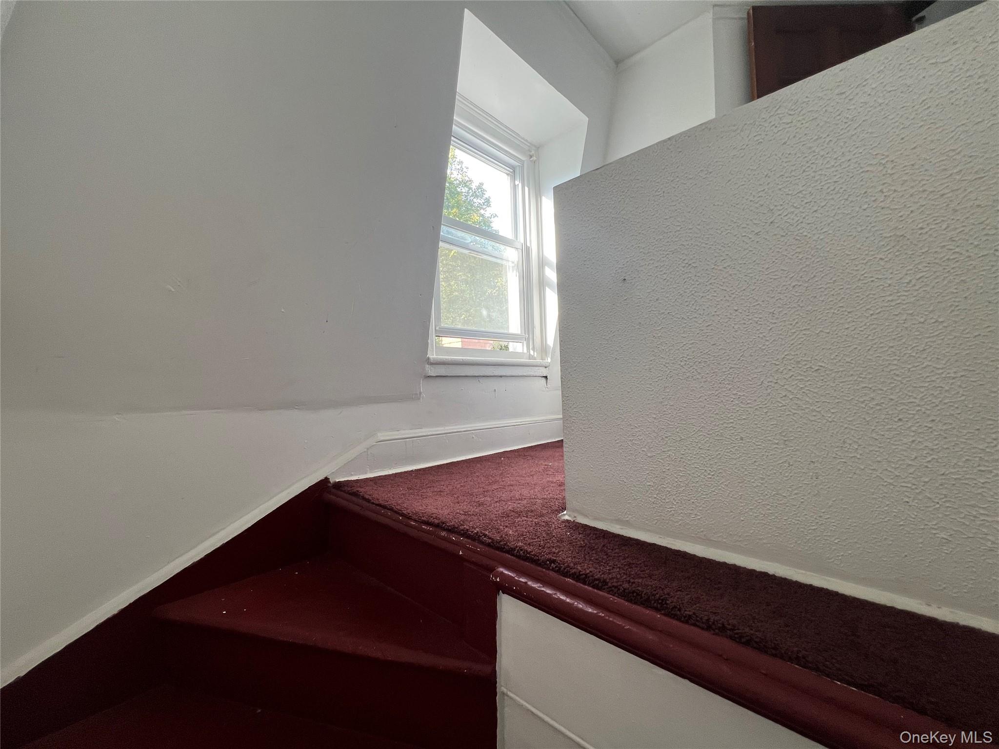 34 Smith Street, Poughkeepsie, NY 12601