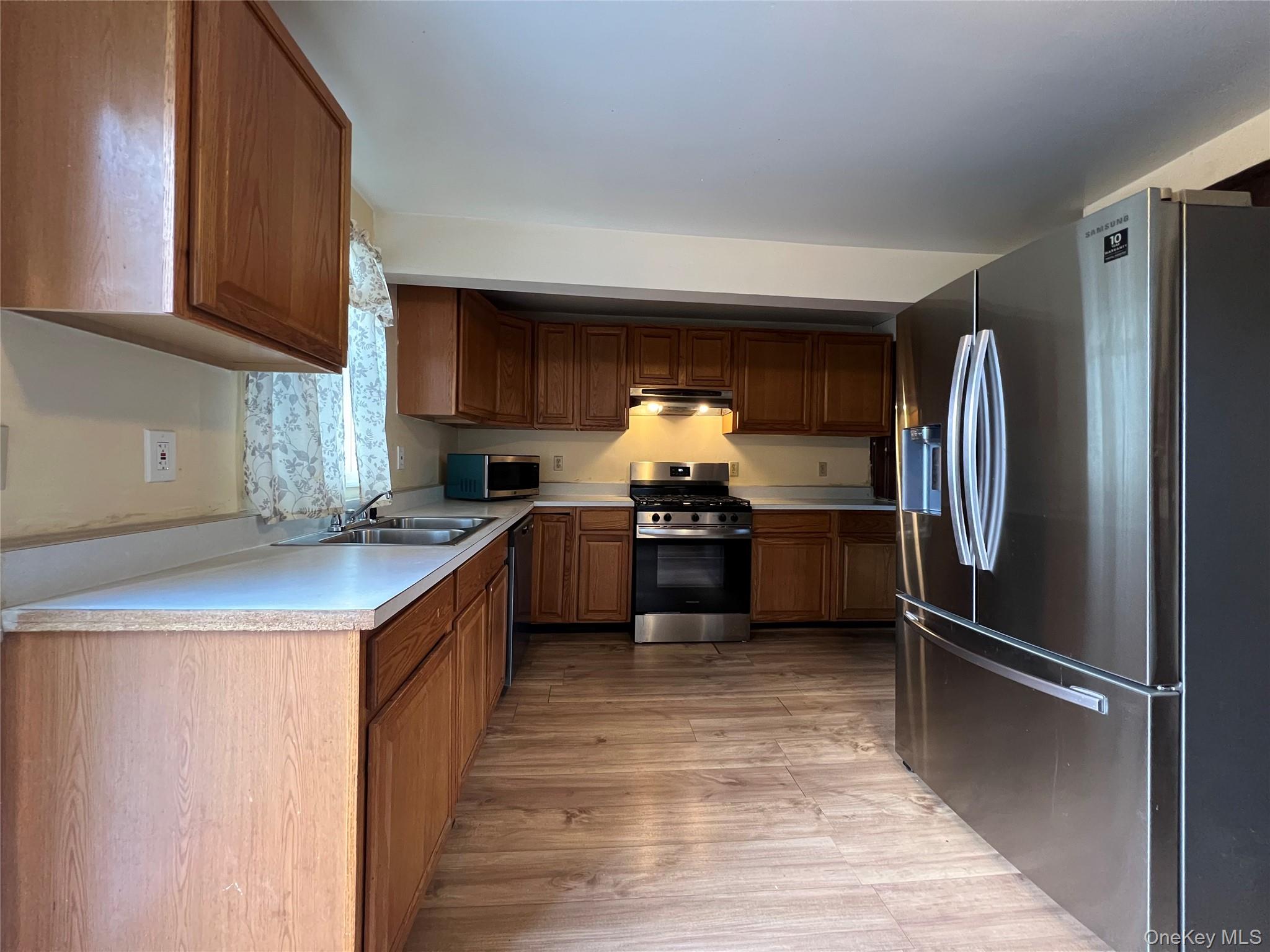 34 Smith Street, Poughkeepsie, NY 12601