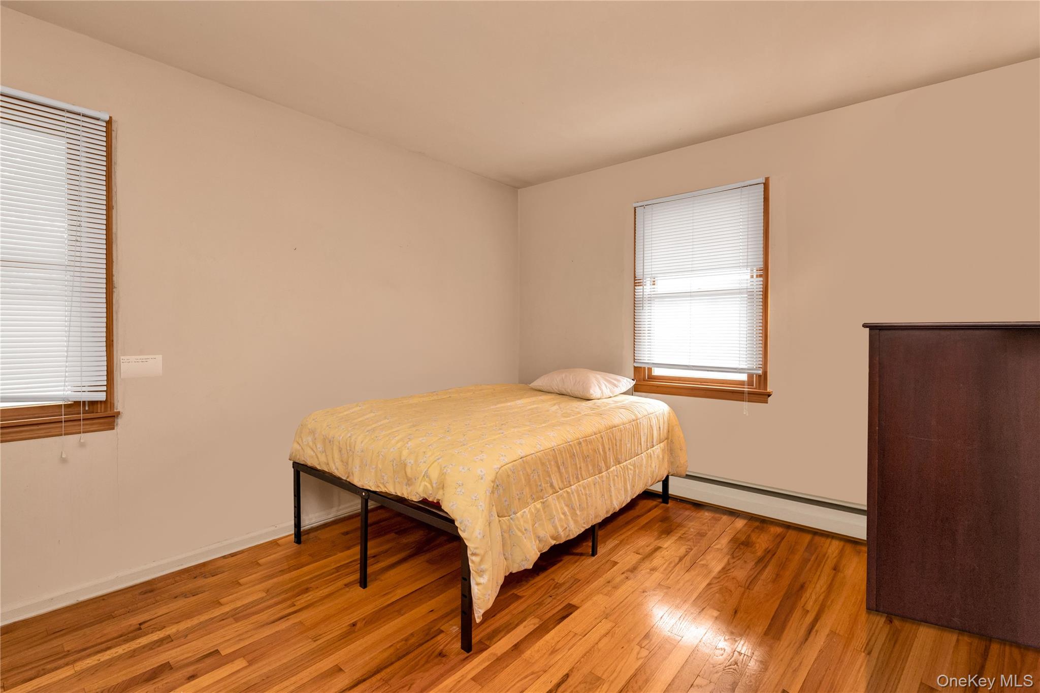 459 Albany Avenue, Lindenhurst, NY 11757