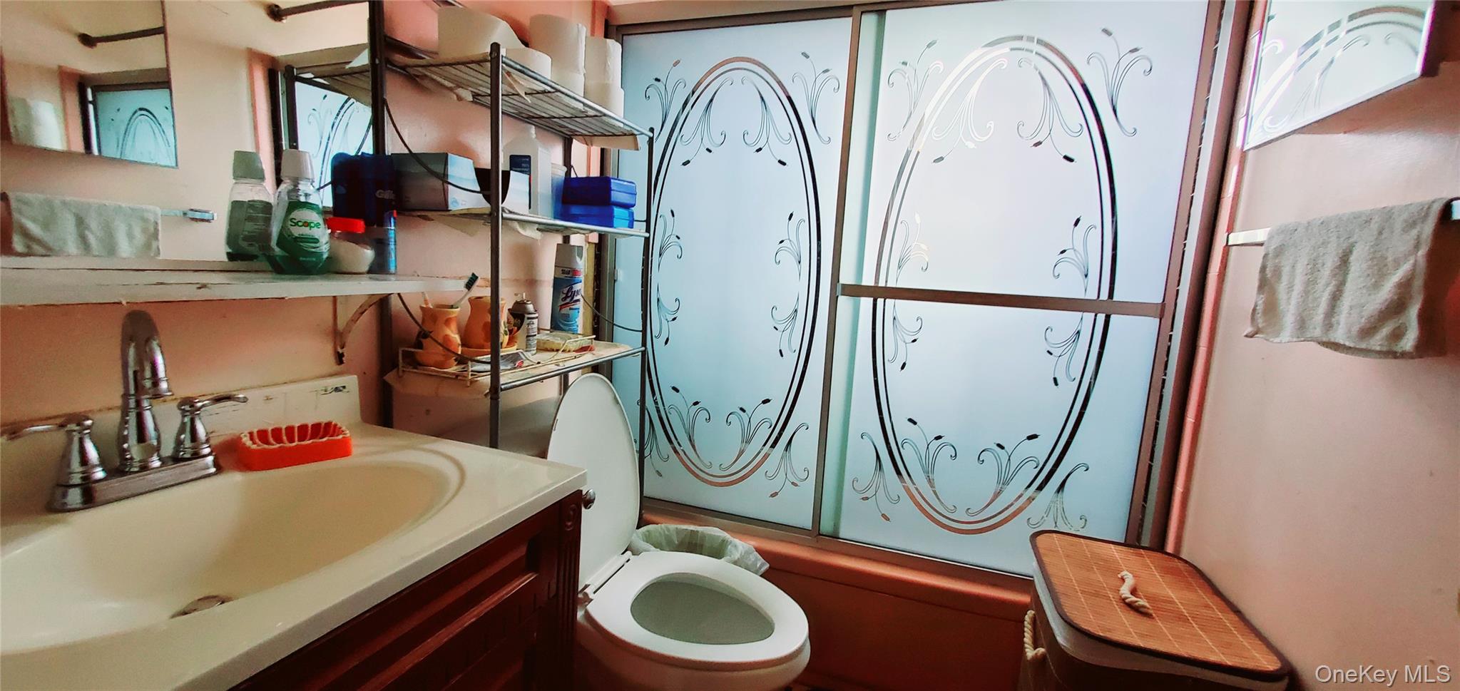 109-49 176, Jamaica, NY 11433