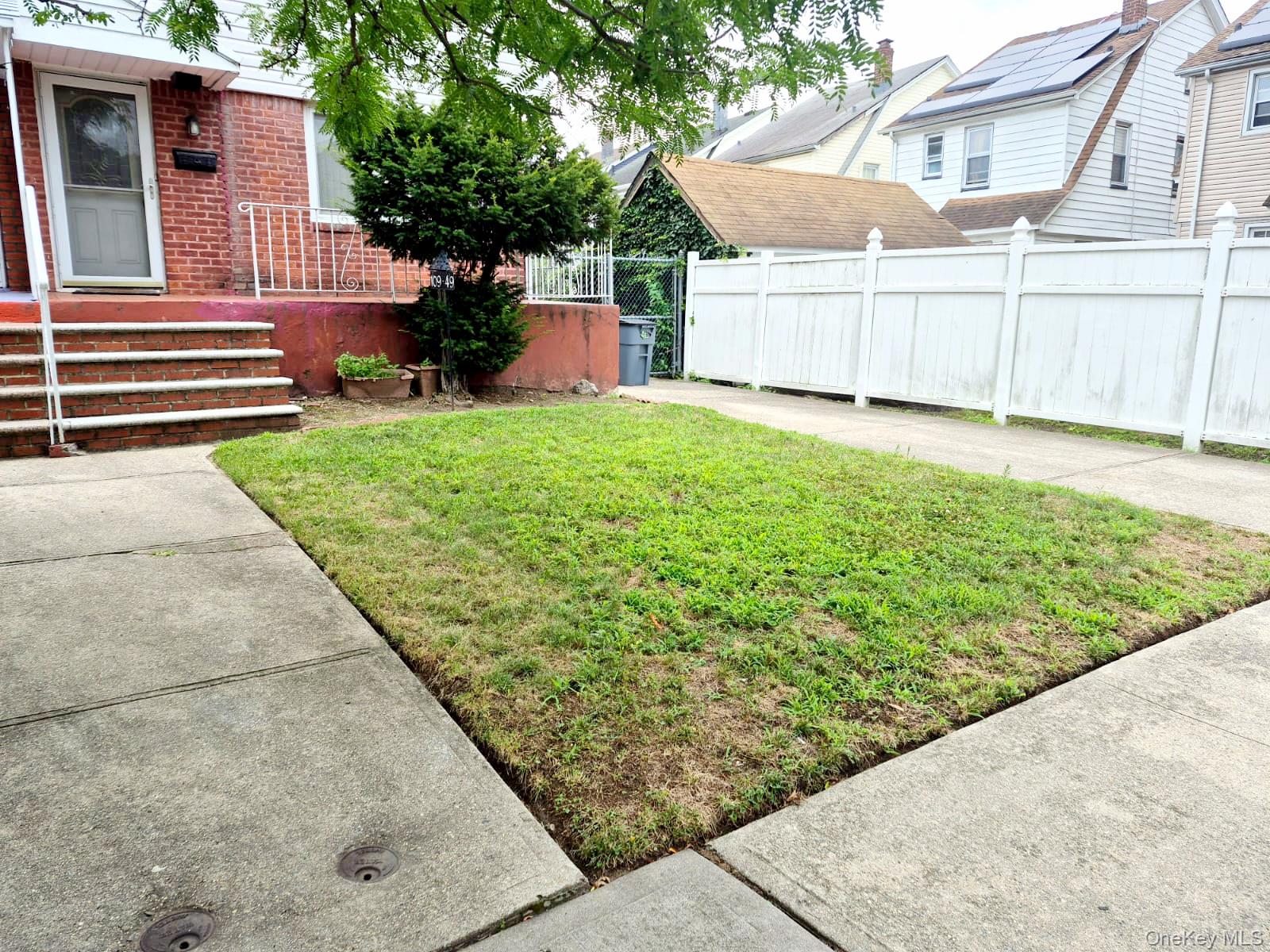 109-49 176, Jamaica, NY 11433