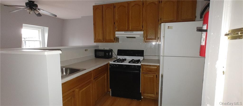 81 Chambers Street, Newburgh, NY 12550