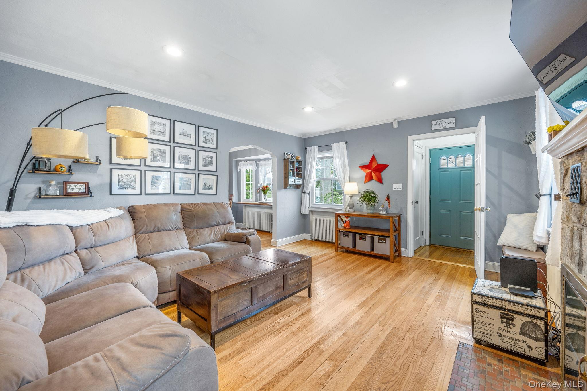 163 Herman Boulevard, Franklin Square, NY 11010