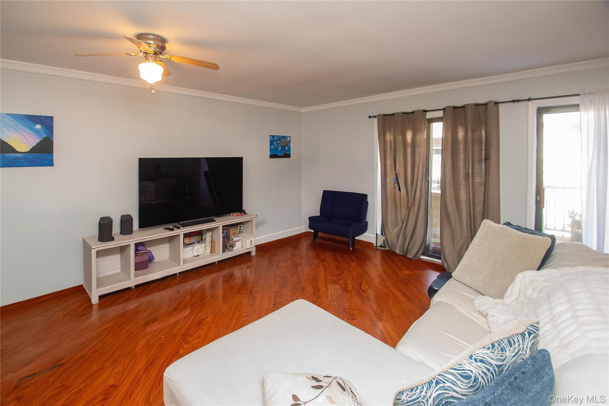 5904 Chelsea Cove N, Hopewell Junction, NY 12533