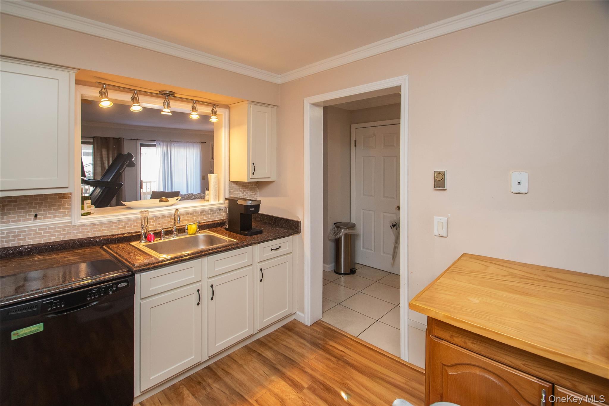 5904 Chelsea Cove N, Hopewell Junction, NY 12533