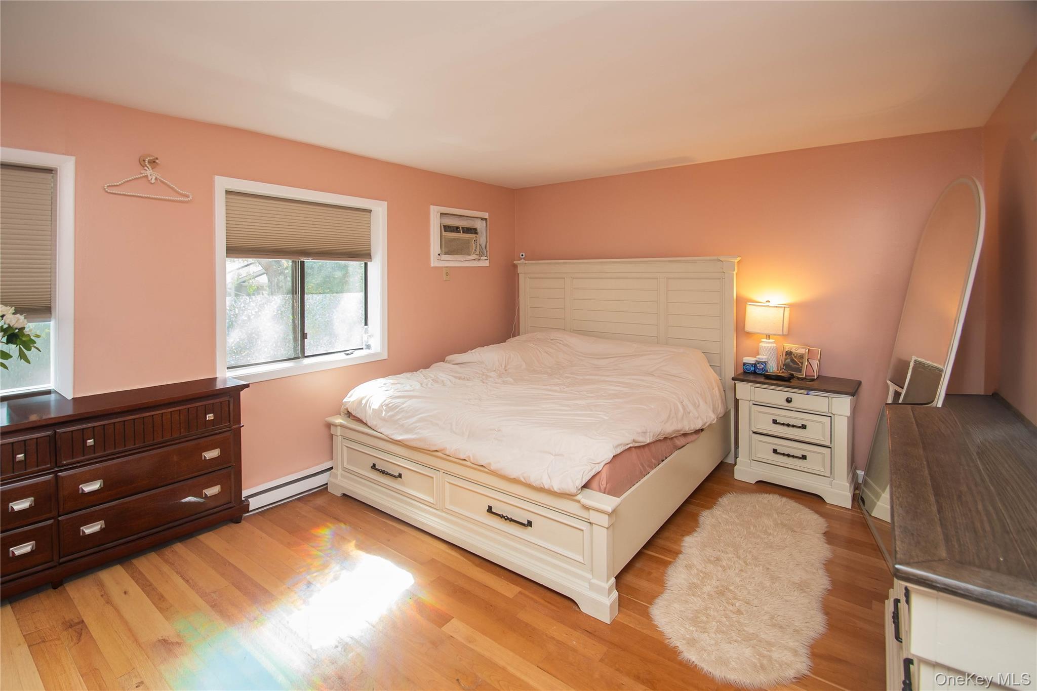 5904 Chelsea Cove N, Hopewell Junction, NY 12533