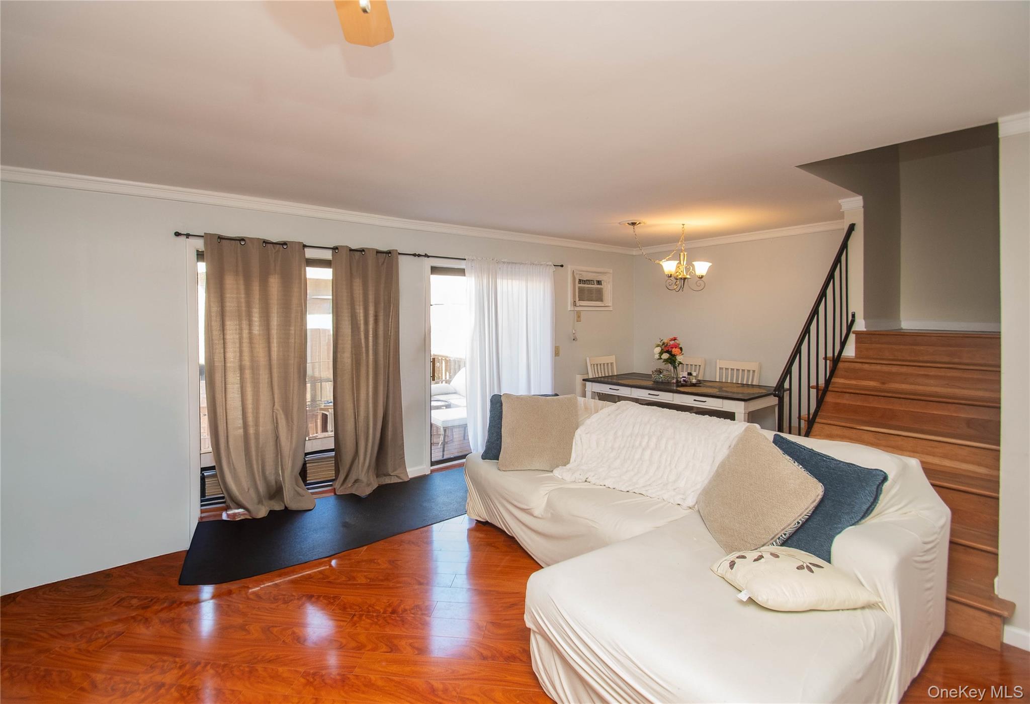 5904 Chelsea Cove N, Hopewell Junction, NY 12533