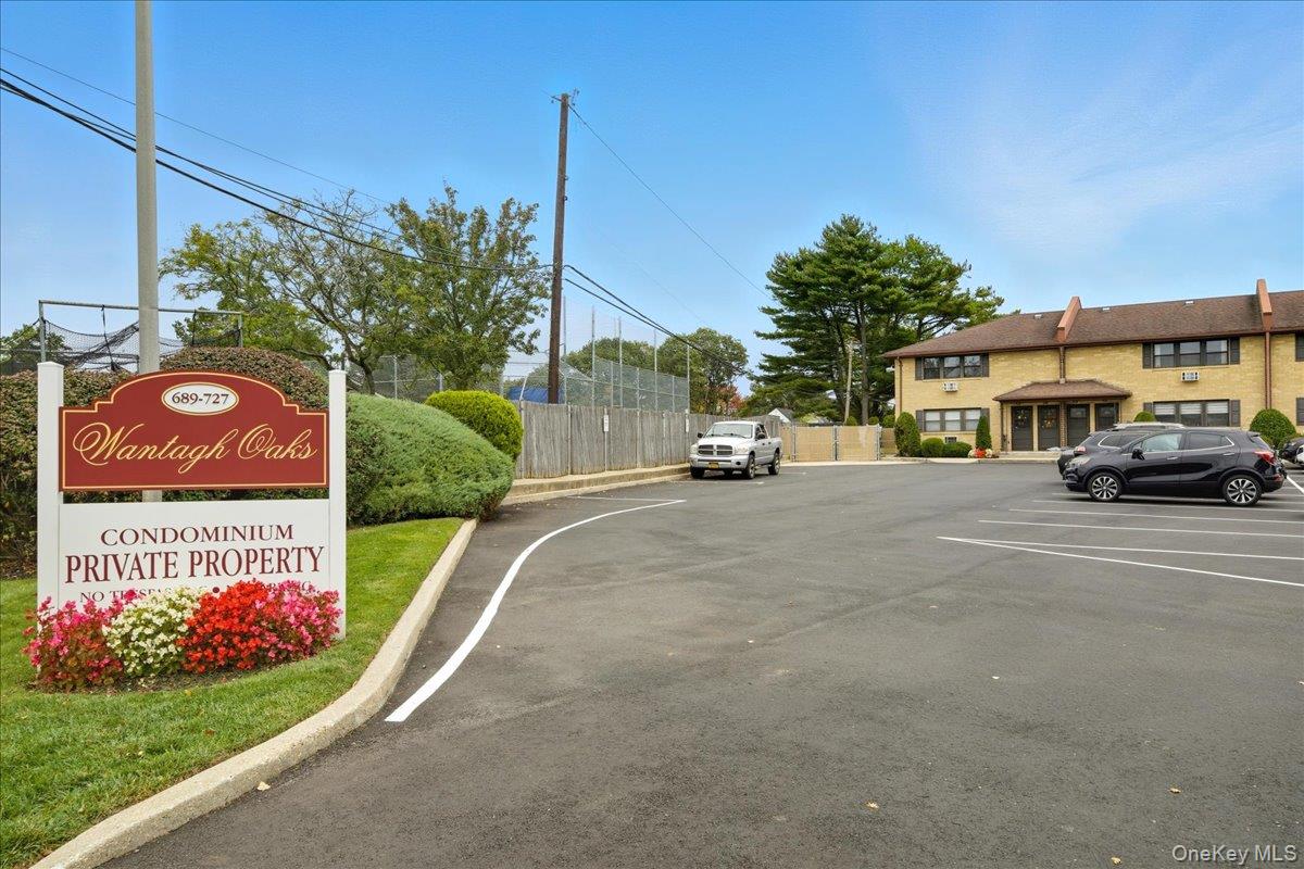 693 Wantagh Avenue, Wantagh, NY 11793