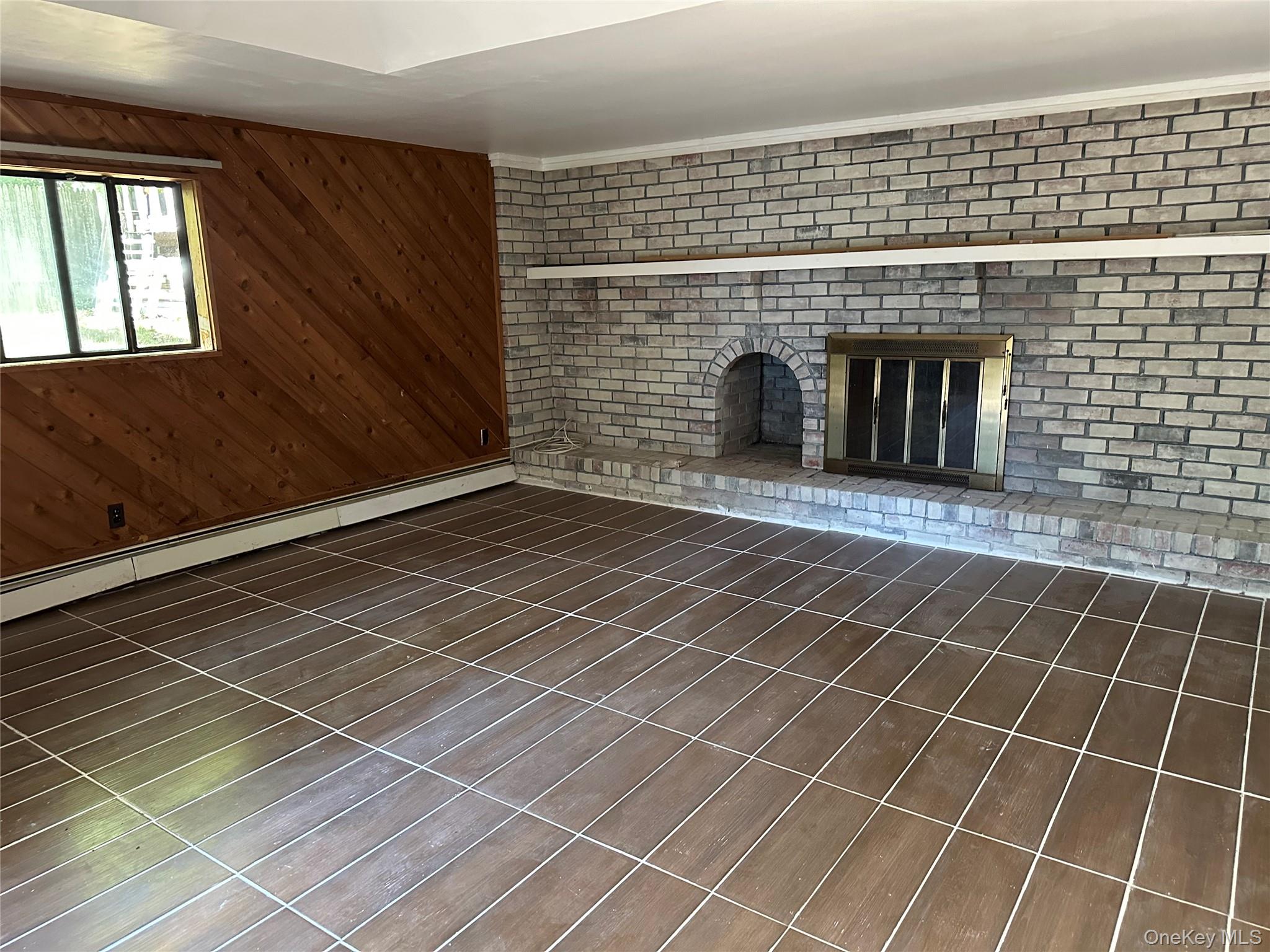 676 Bohemia Parkway, Sayville, NY 11782