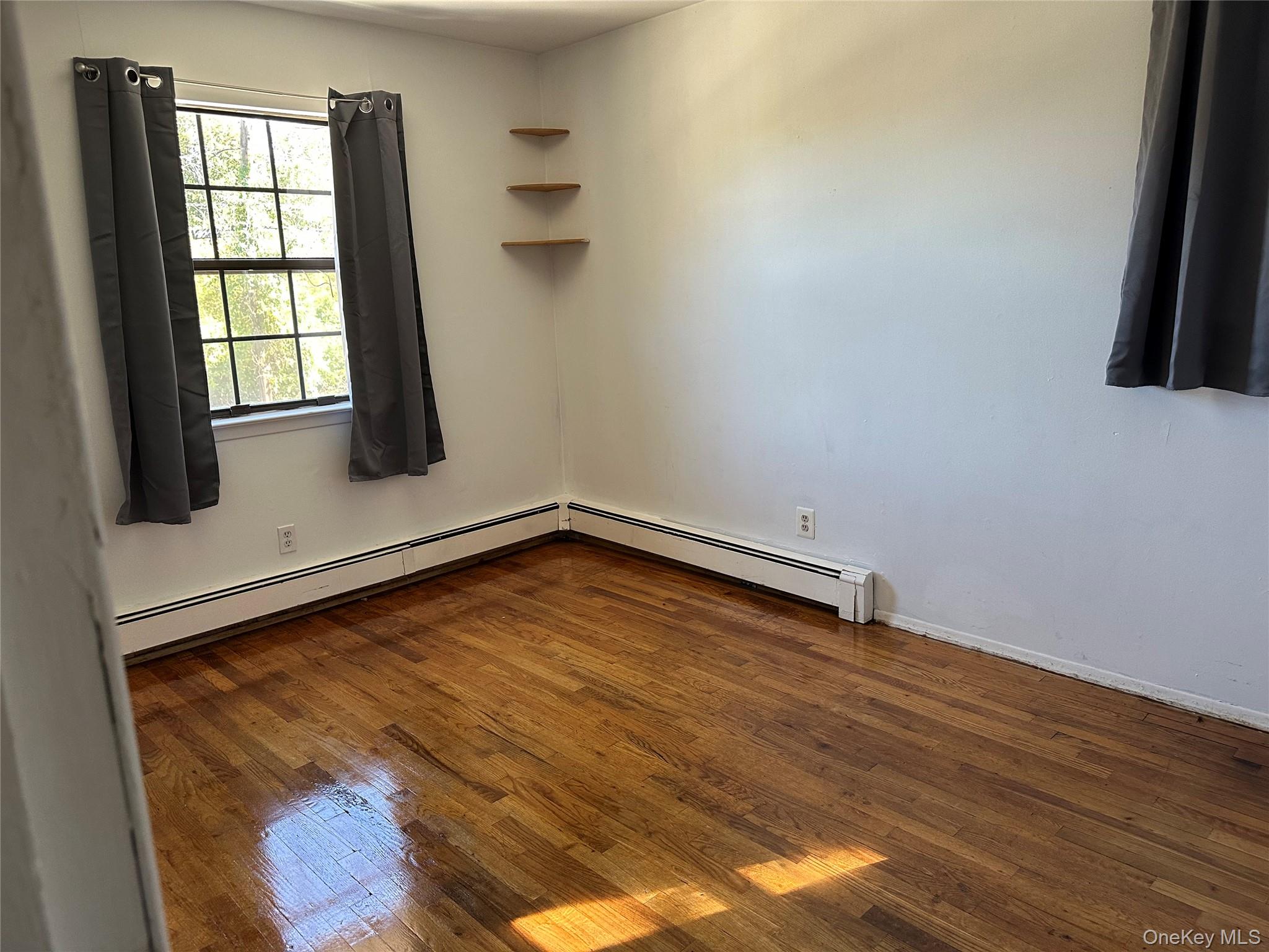 676 Bohemia Parkway, Sayville, NY 11782