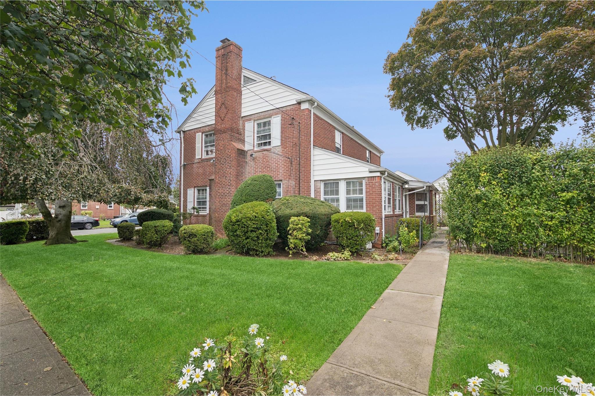 87 Elton Street, West Hempstead, NY 11552