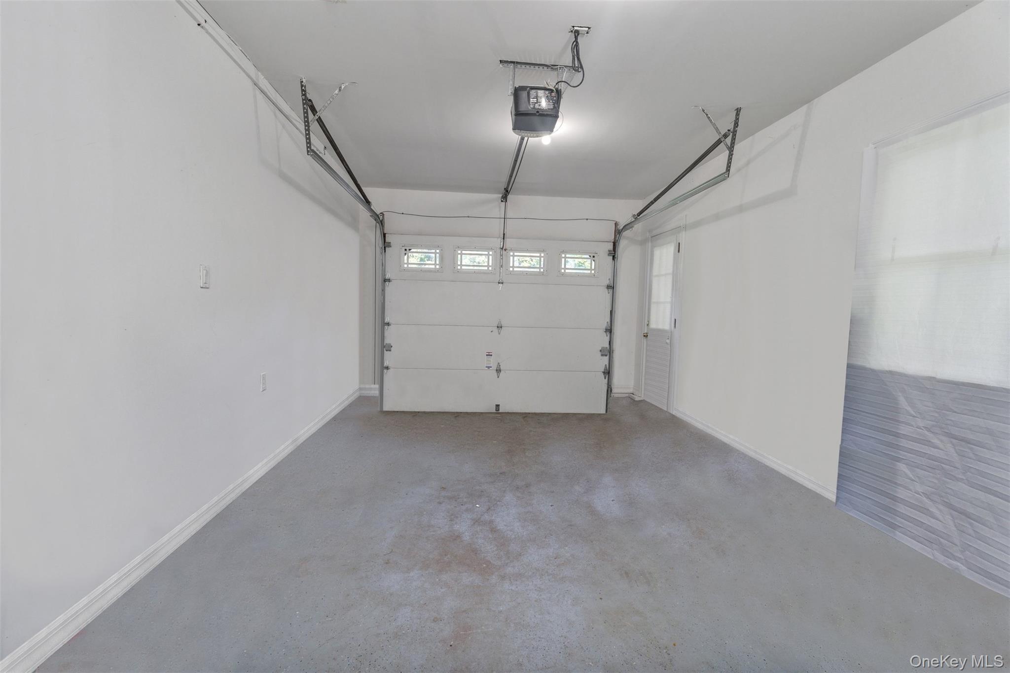 35 Suffolk Road, Hampton Bays, NY 11946