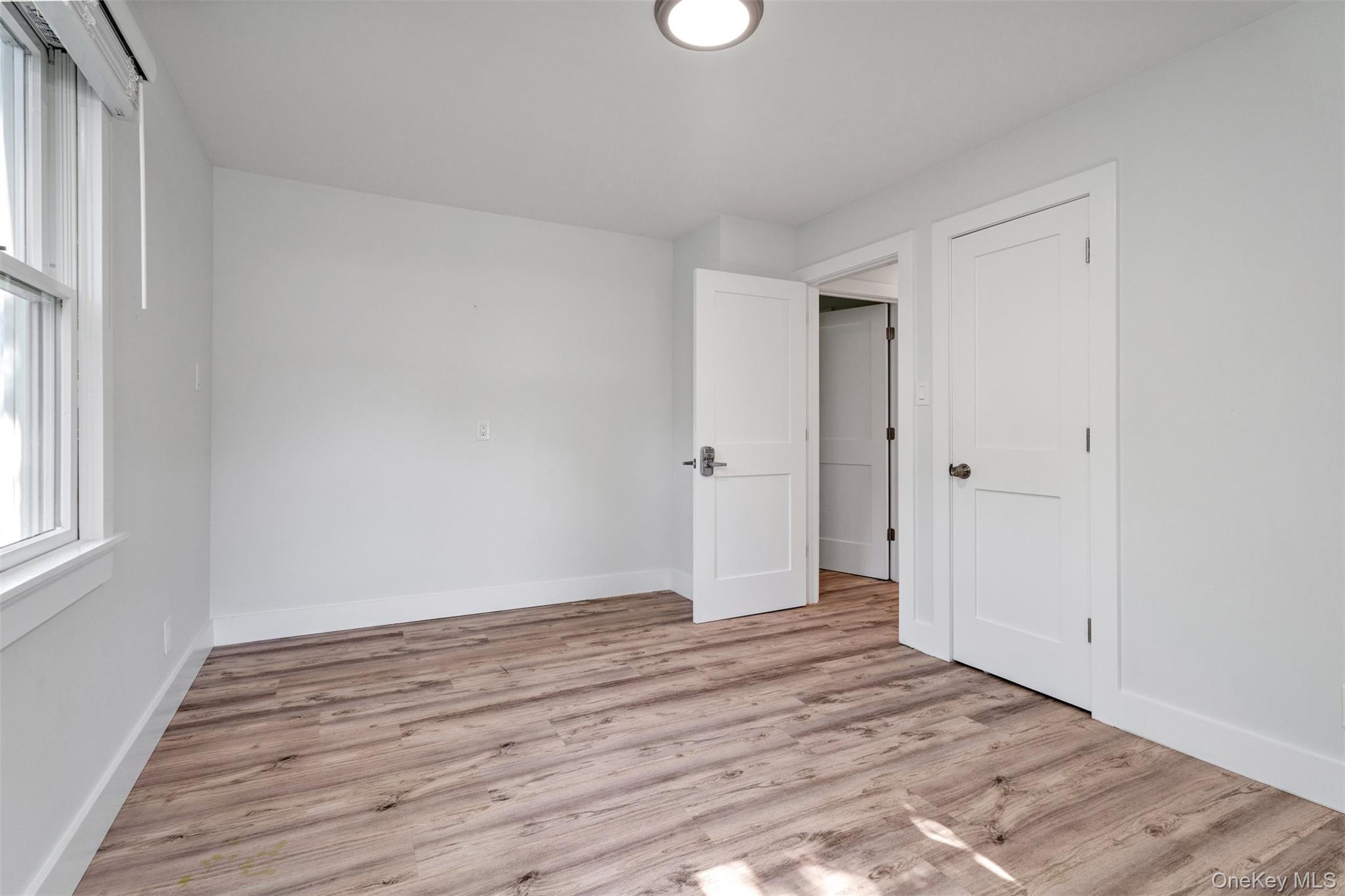 35 Suffolk Road, Hampton Bays, NY 11946