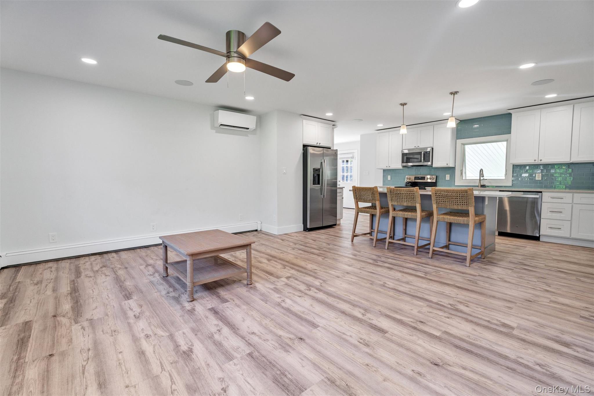 35 Suffolk Road, Hampton Bays, NY 11946