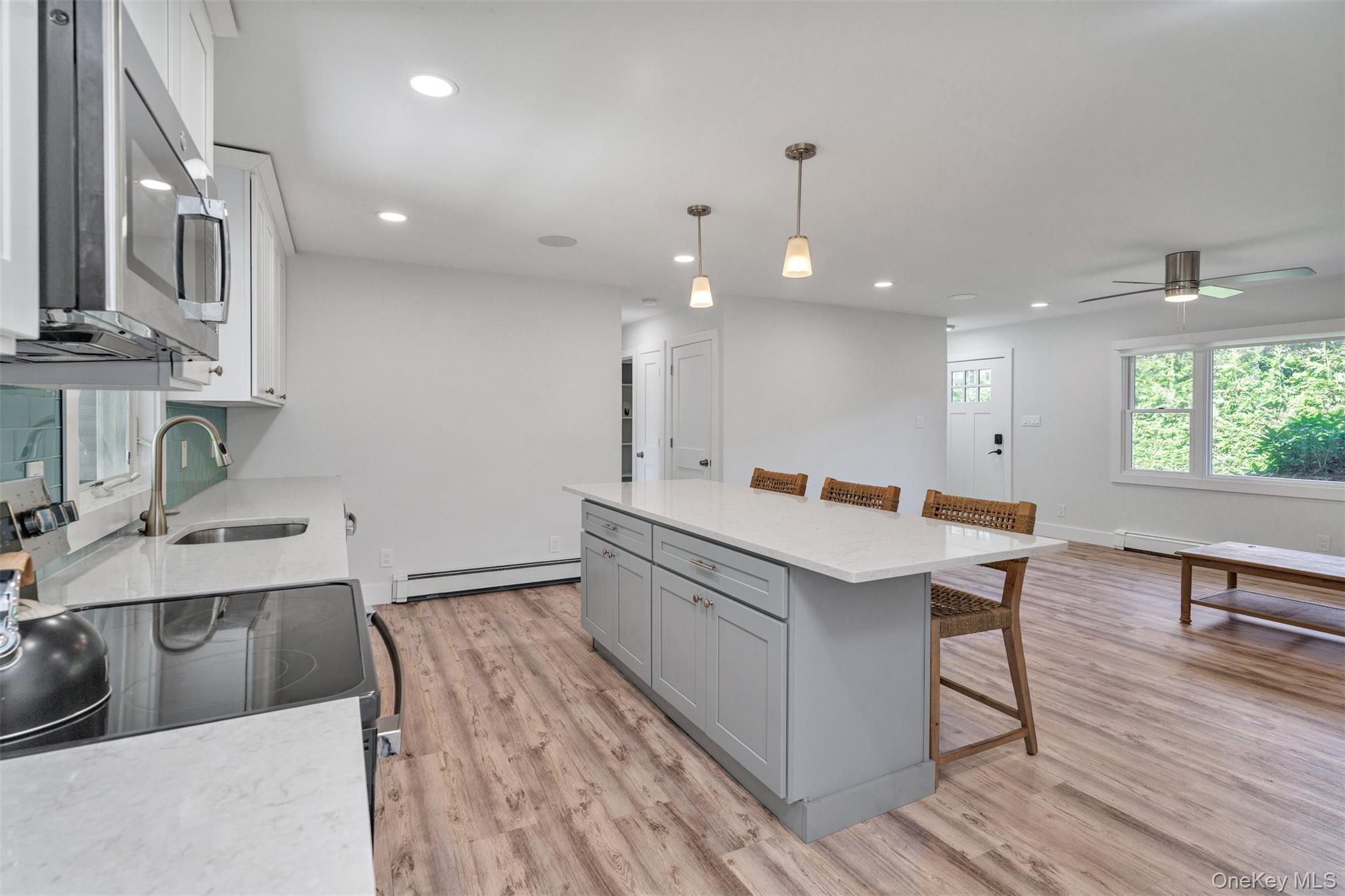 35 Suffolk Road, Hampton Bays, NY 11946