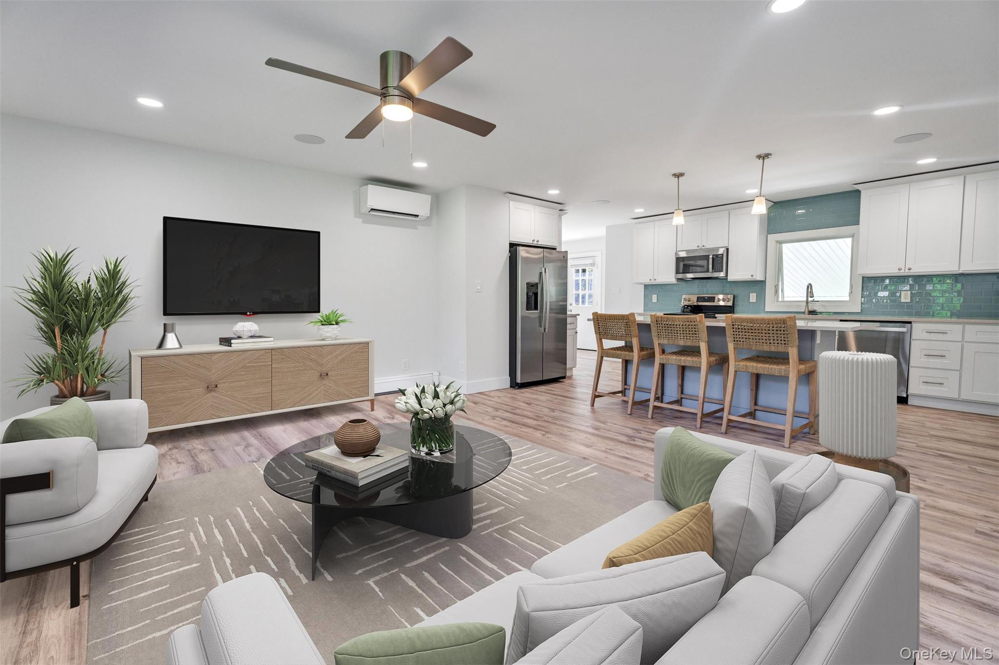 35 Suffolk Road, Hampton Bays, NY 11946