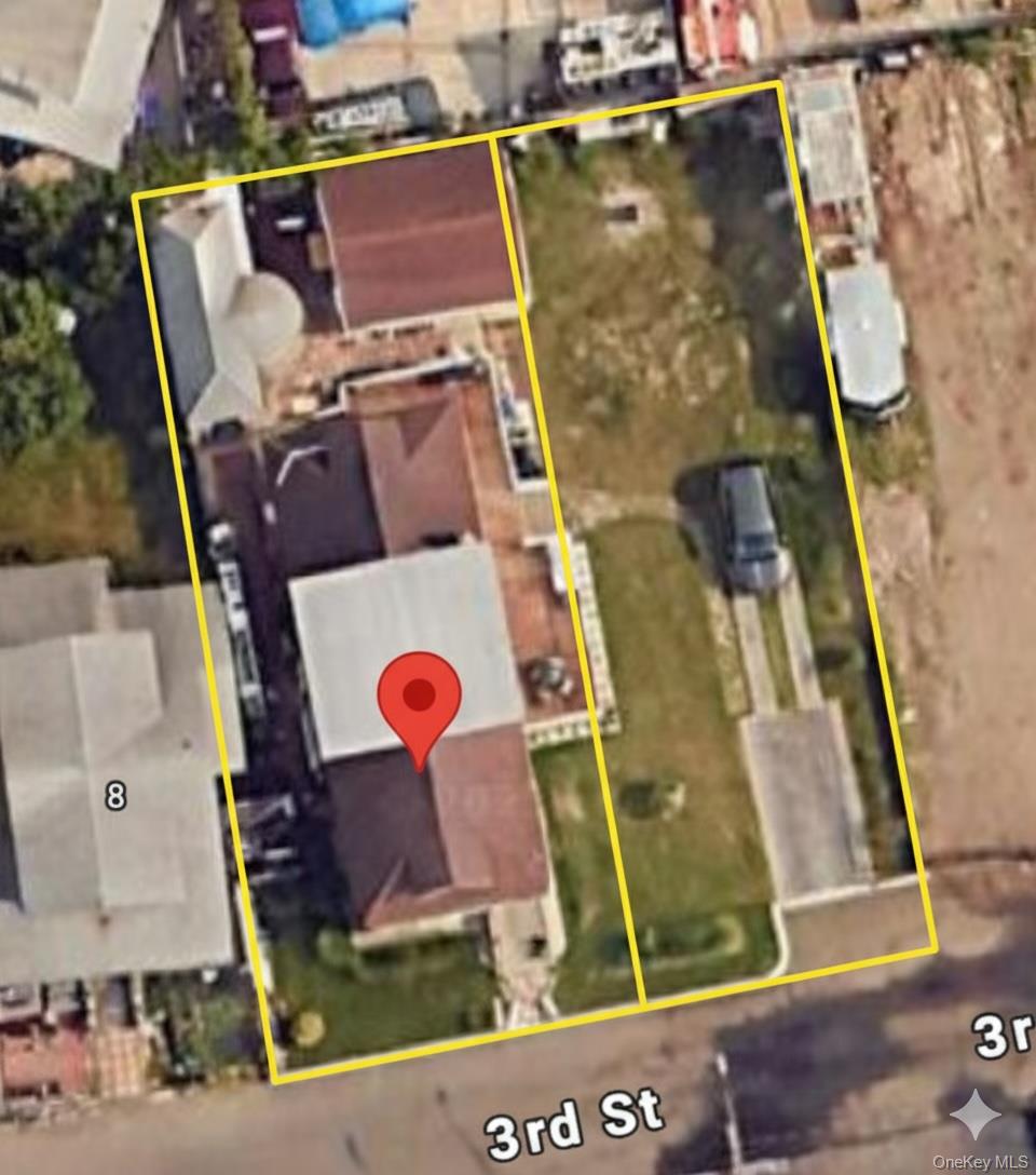 10 3rd Street, Rosedale, NY 11422