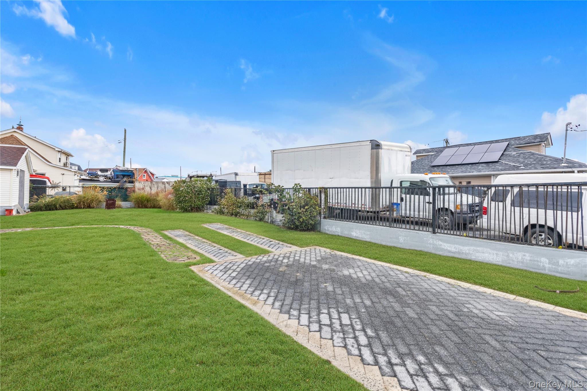 10 3rd Street, Rosedale, NY 11422