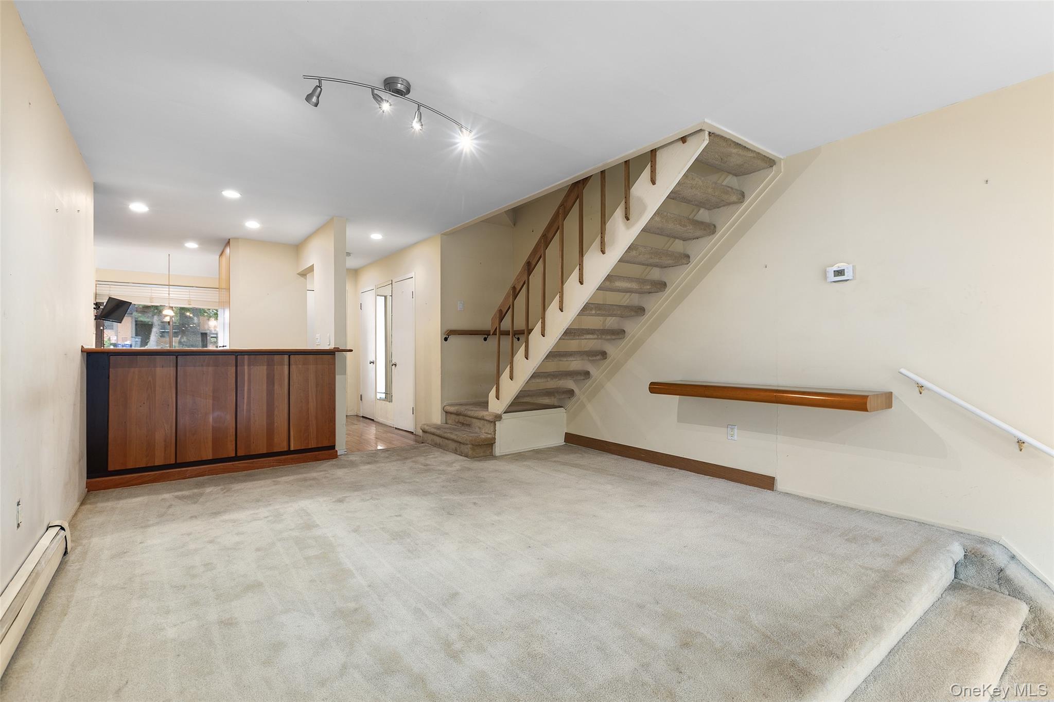 9 Round Hill Road, Dobbs Ferry, NY 10522