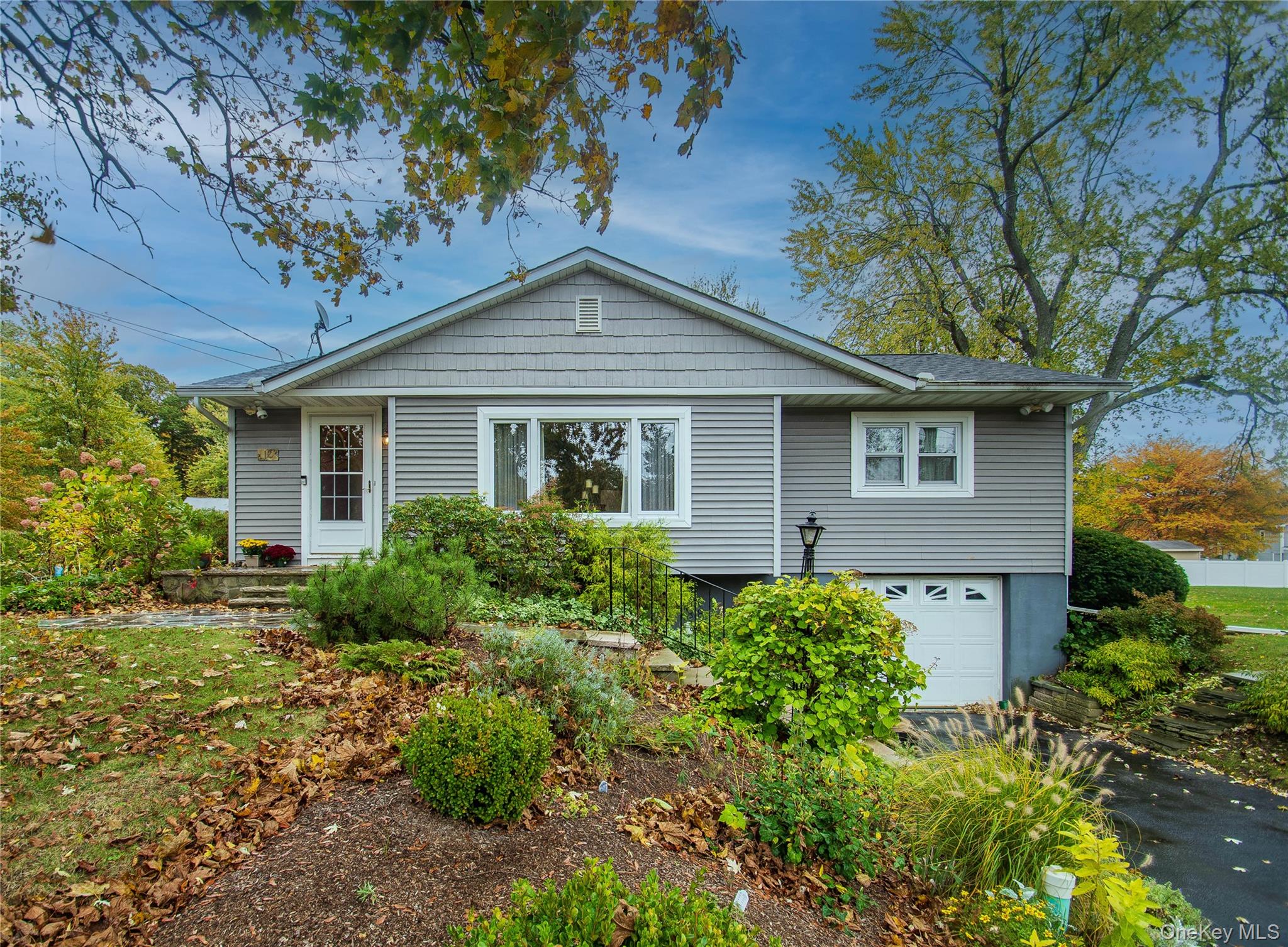 12 Provost Drive, New Windsor, NY 12553