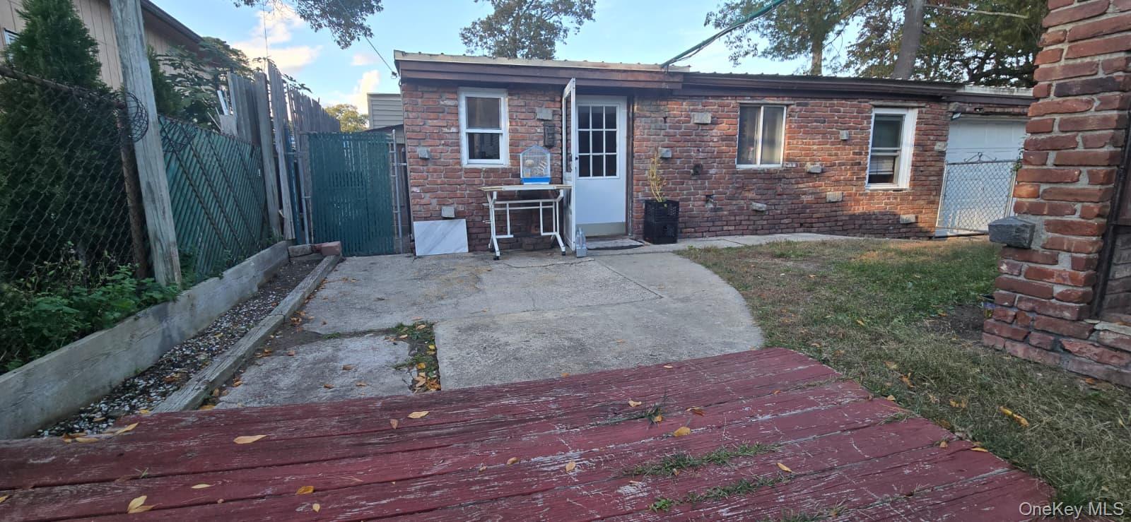 35 Cedarhurst Avenue, Selden, NY 11784