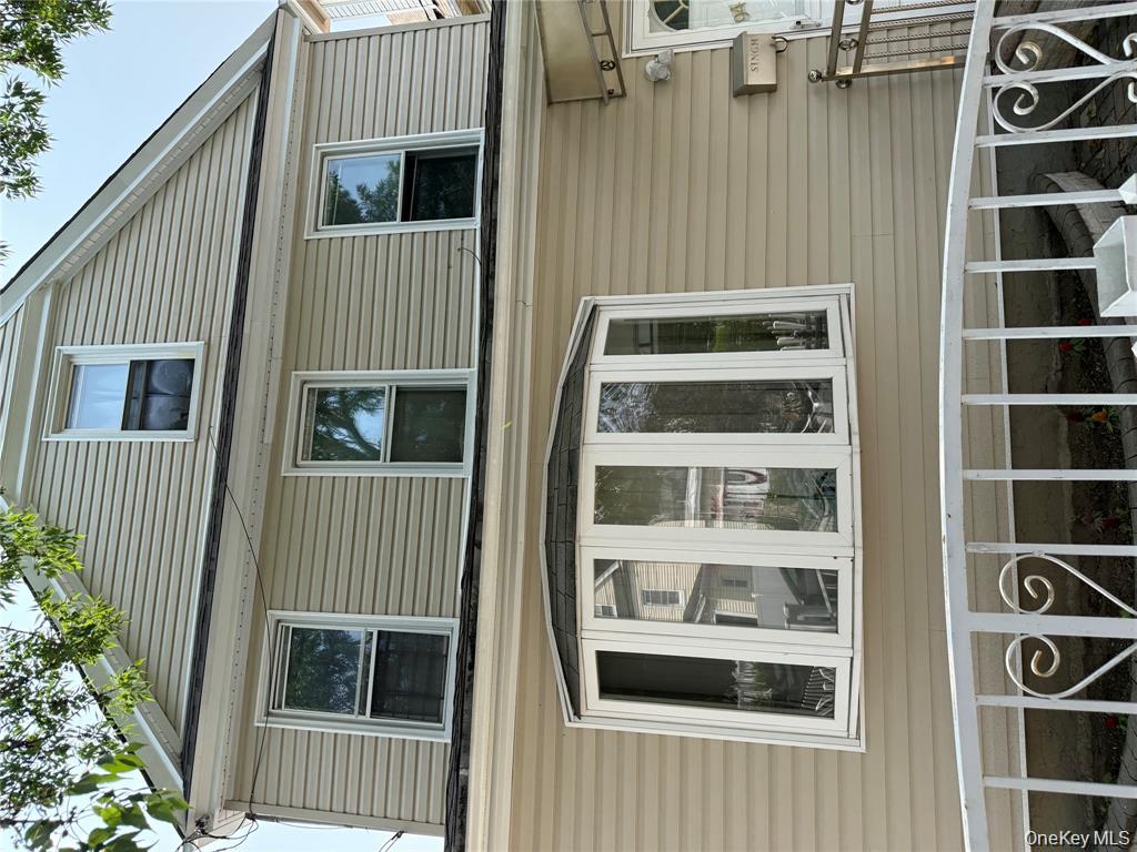 9430 116th Street, Richmond Hill S., NY 11419