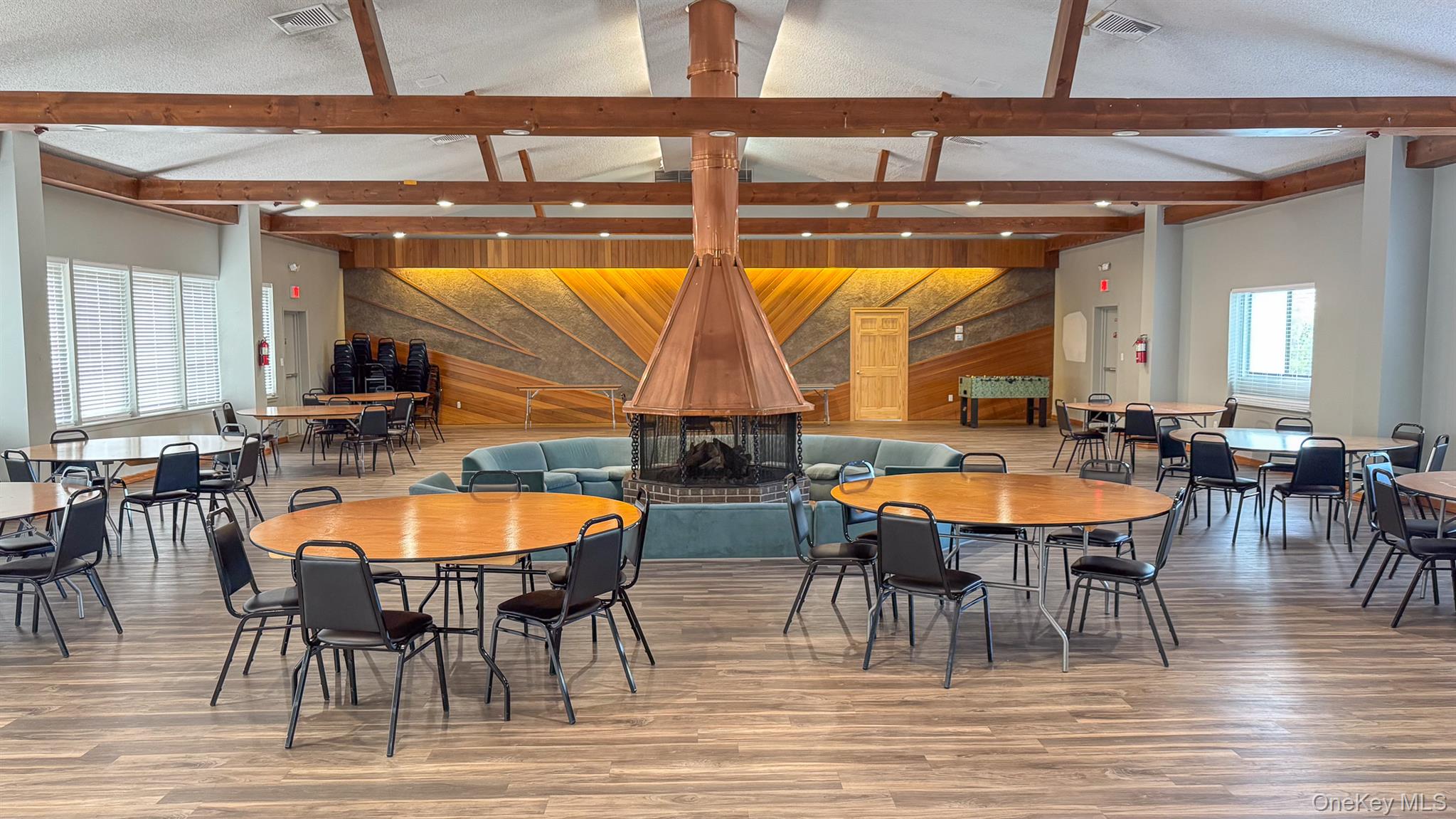 202 Pointe Circle North # 202, Coram, NY 11727