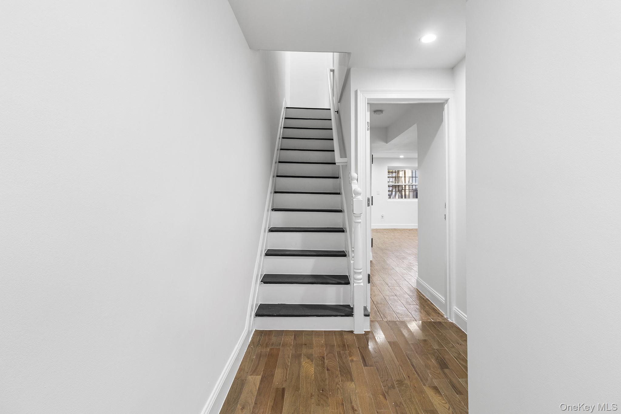 836 E 221st Street, Bronx, NY 10467