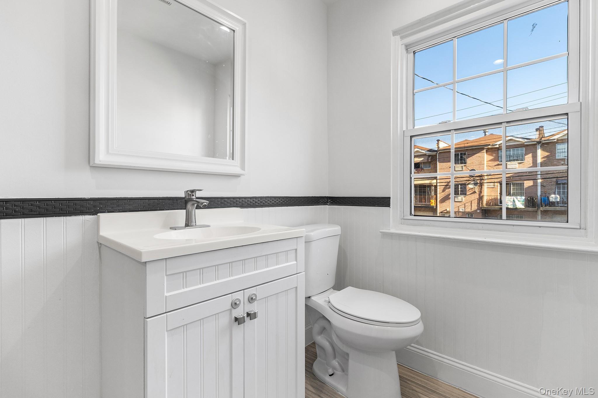 836 E 221st Street, Bronx, NY 10467