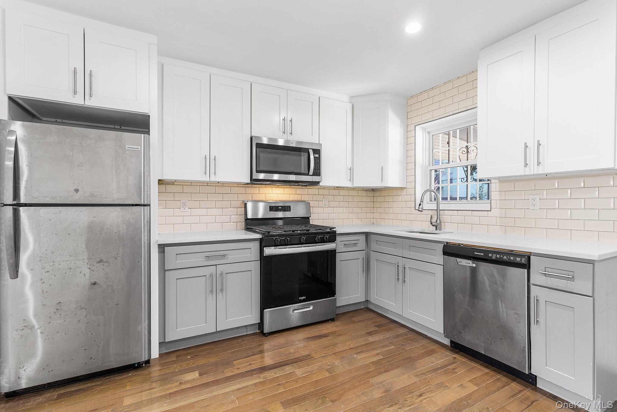 836 E 221st Street, Bronx, NY 10467