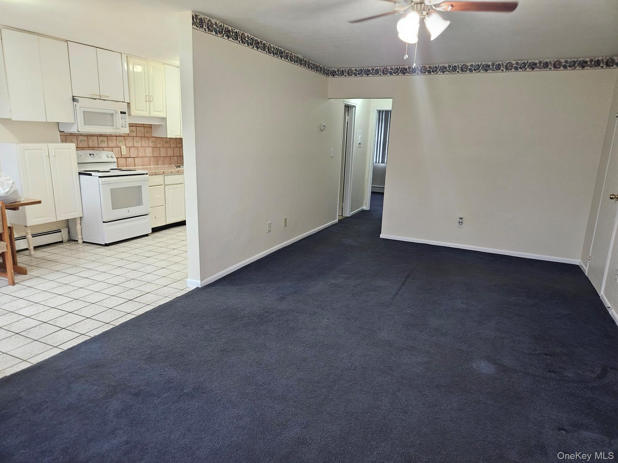 700 Broadway # 5, Amityville, NY 11701