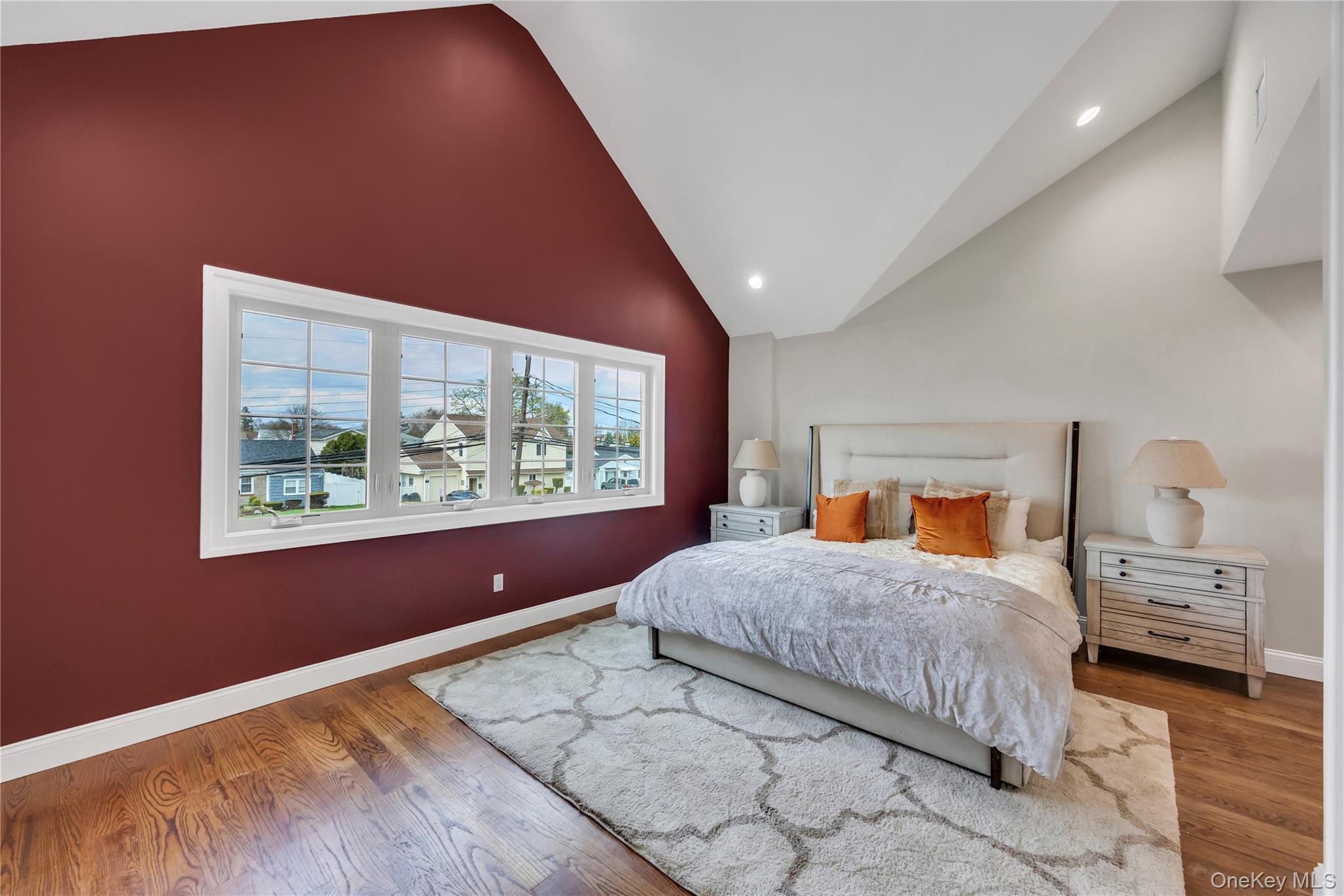 157 4th Street, Hicksville, NY 11801