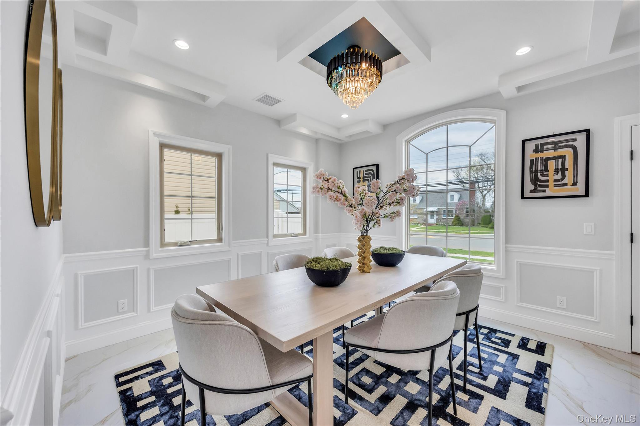 157 4th Street, Hicksville, NY 11801