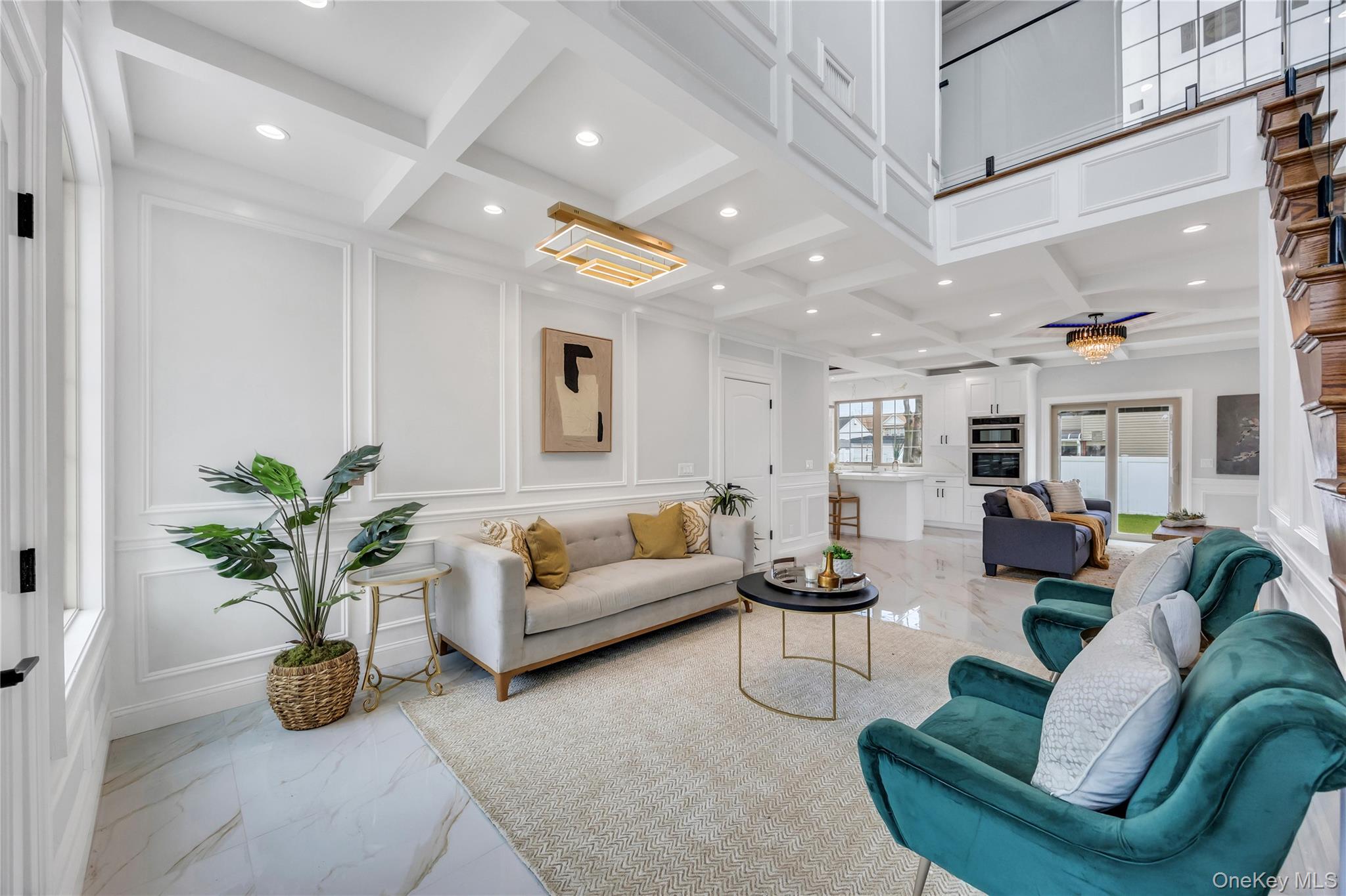 157 4th Street, Hicksville, NY 11801