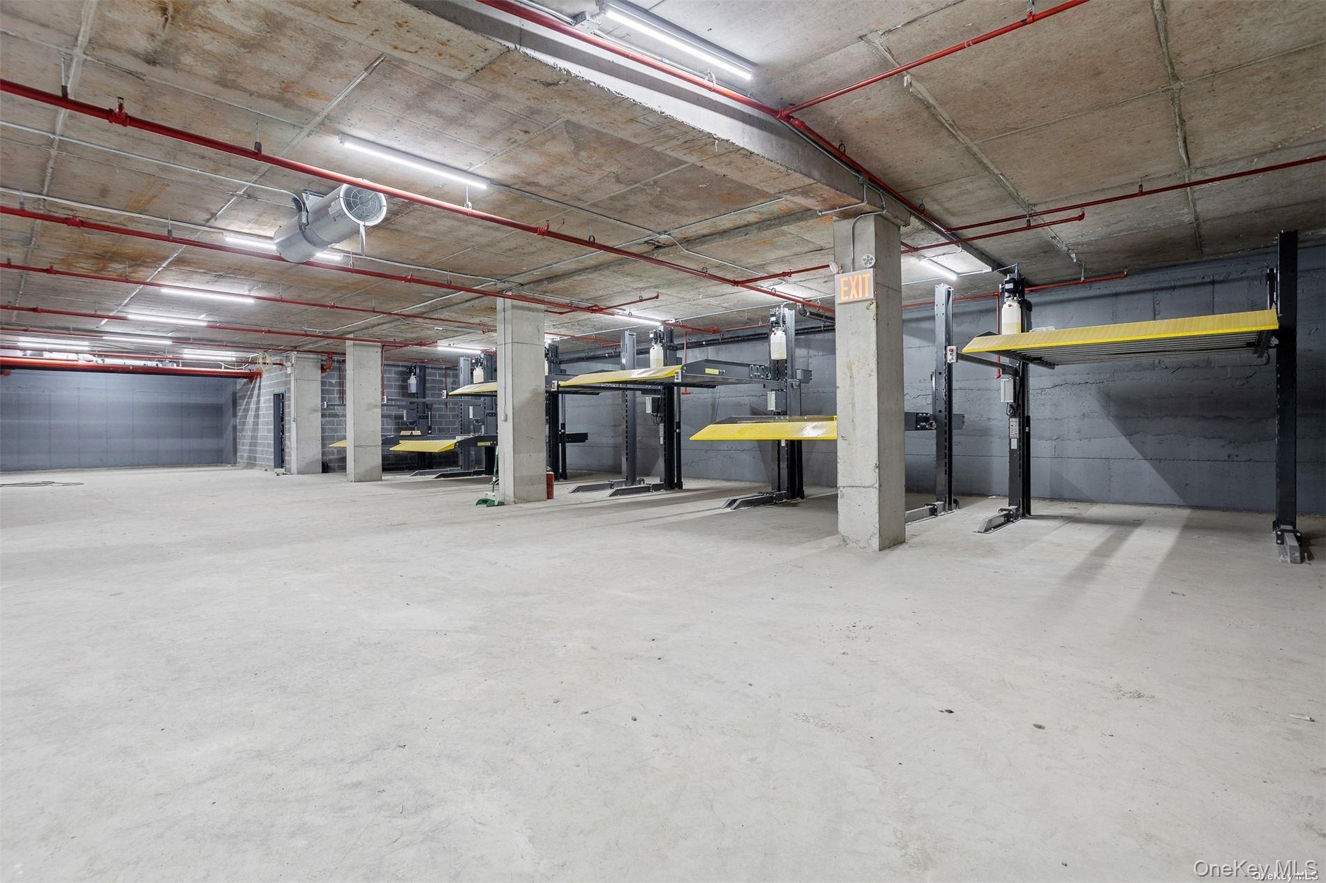 150-23 Barclay Avenue # 3H, Flushing, NY 11355