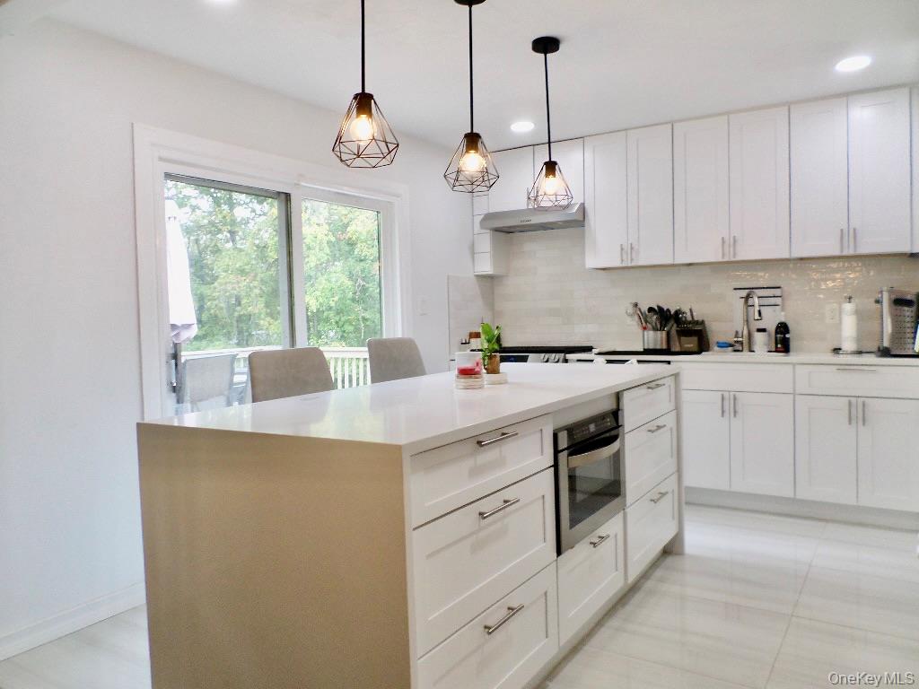 8 Jodi Lane, New City, NY 10956