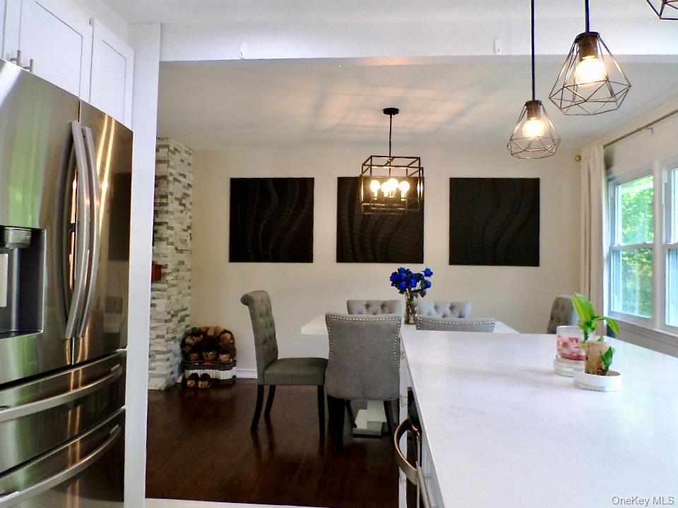 8 Jodi Lane, New City, NY 10956