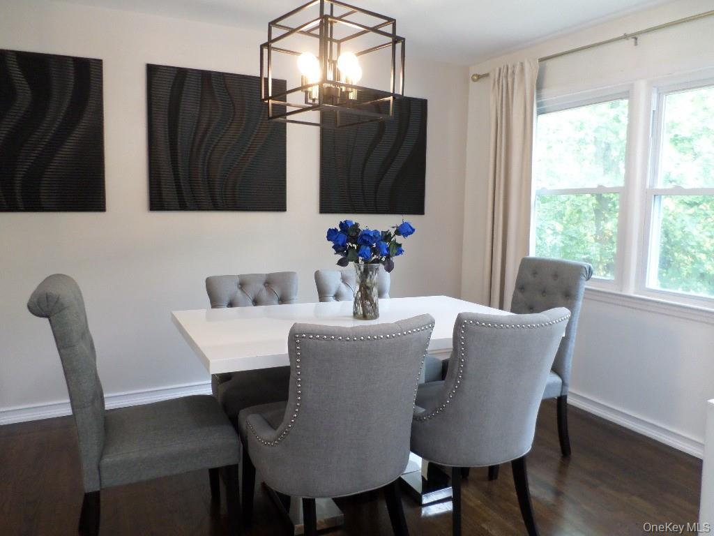 8 Jodi Lane, New City, NY 10956