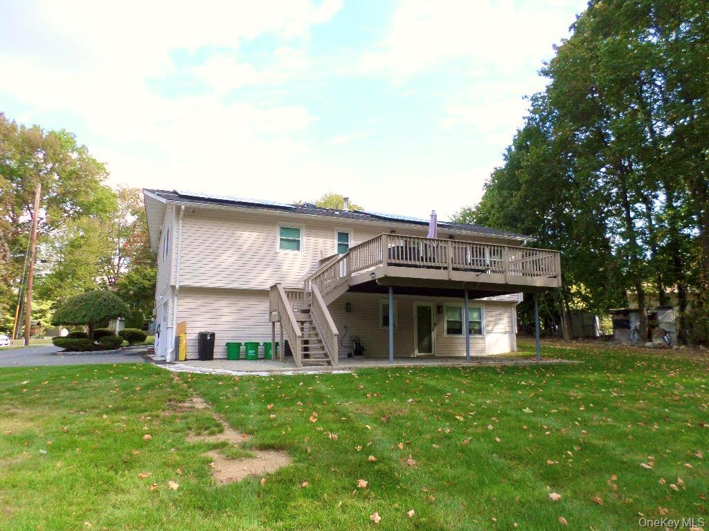 8 Jodi Lane, New City, NY 10956