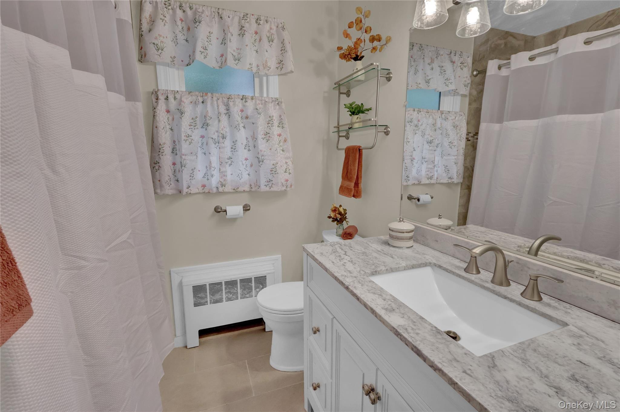 60 South Avenue, Smithtown, NY 11787