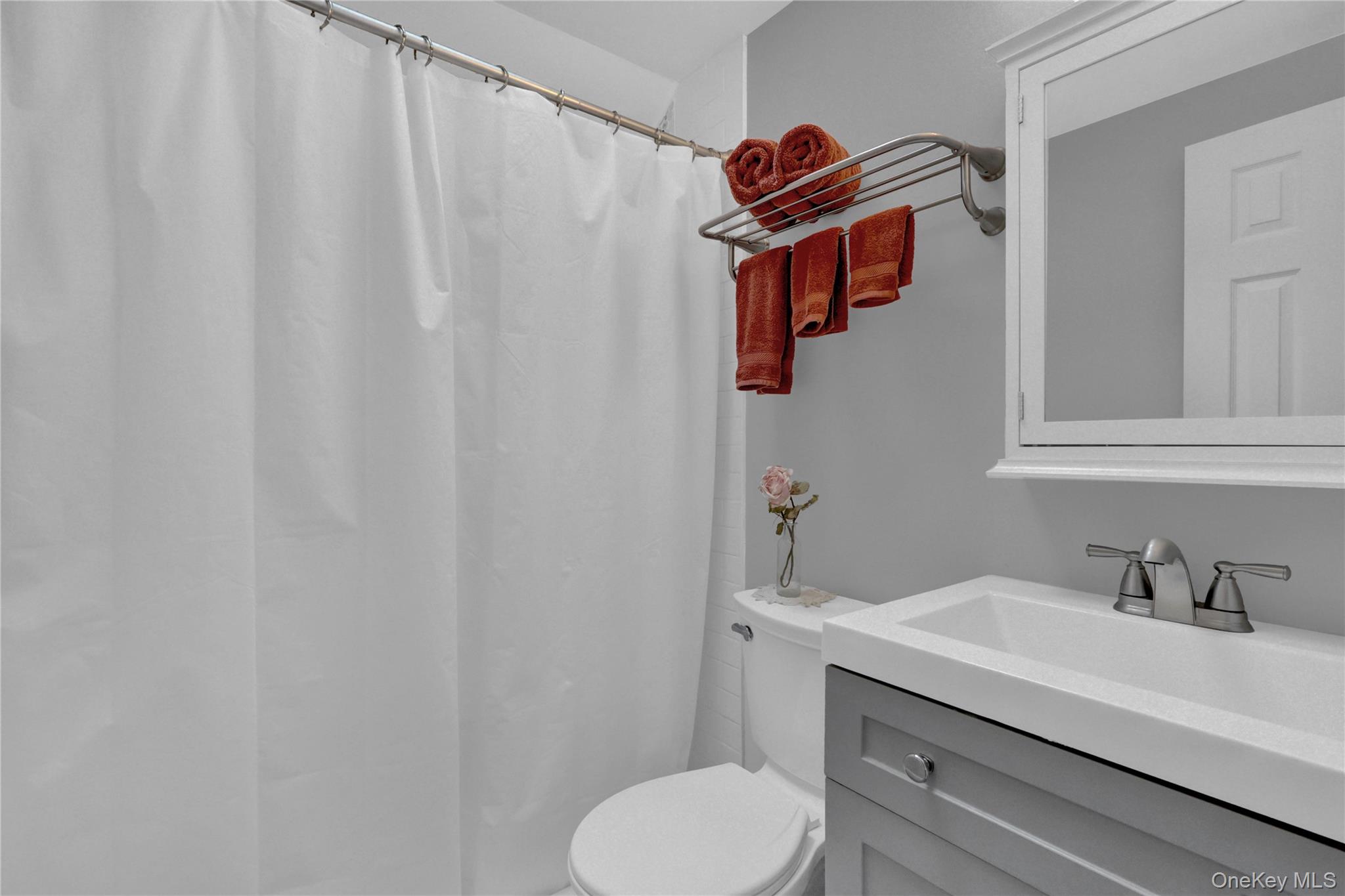 60 South Avenue, Smithtown, NY 11787