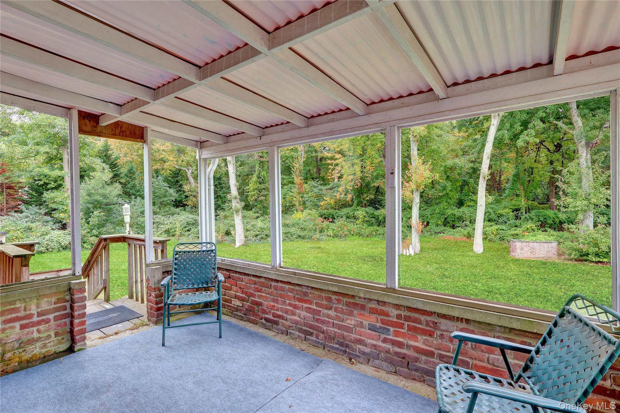 60 South Avenue, Smithtown, NY 11787