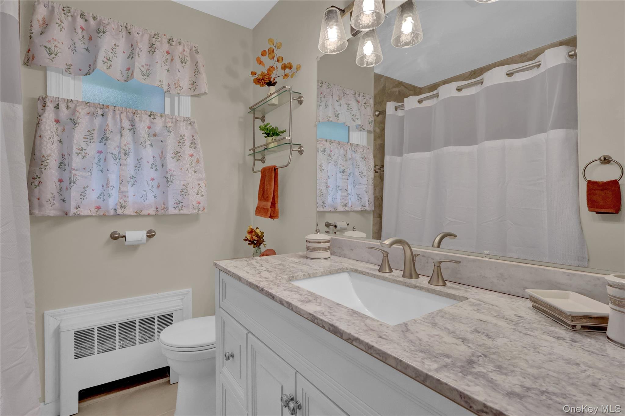 60 South Avenue, Smithtown, NY 11787