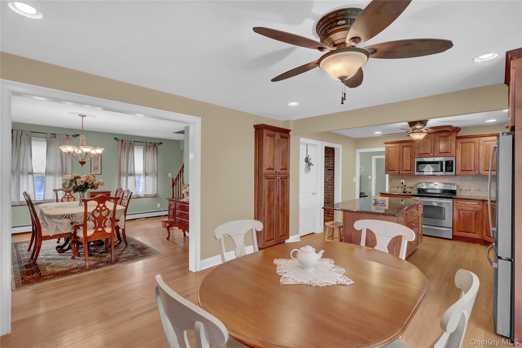 60 South Avenue, Smithtown, NY 11787