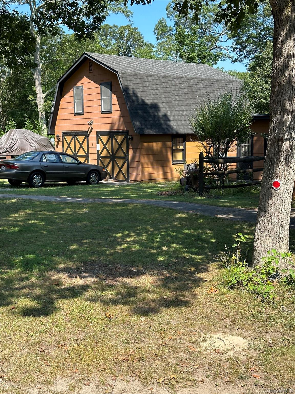 5 Avon Lane, Middle Island, NY 11953